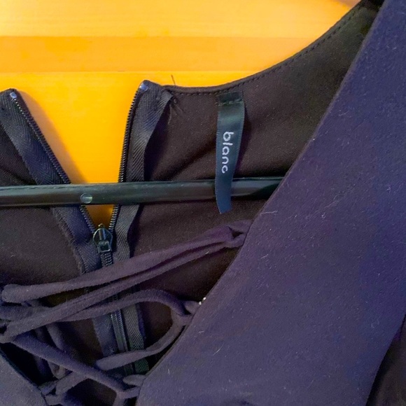 Black Lace up front body con mini dress - Picture 9 of 11